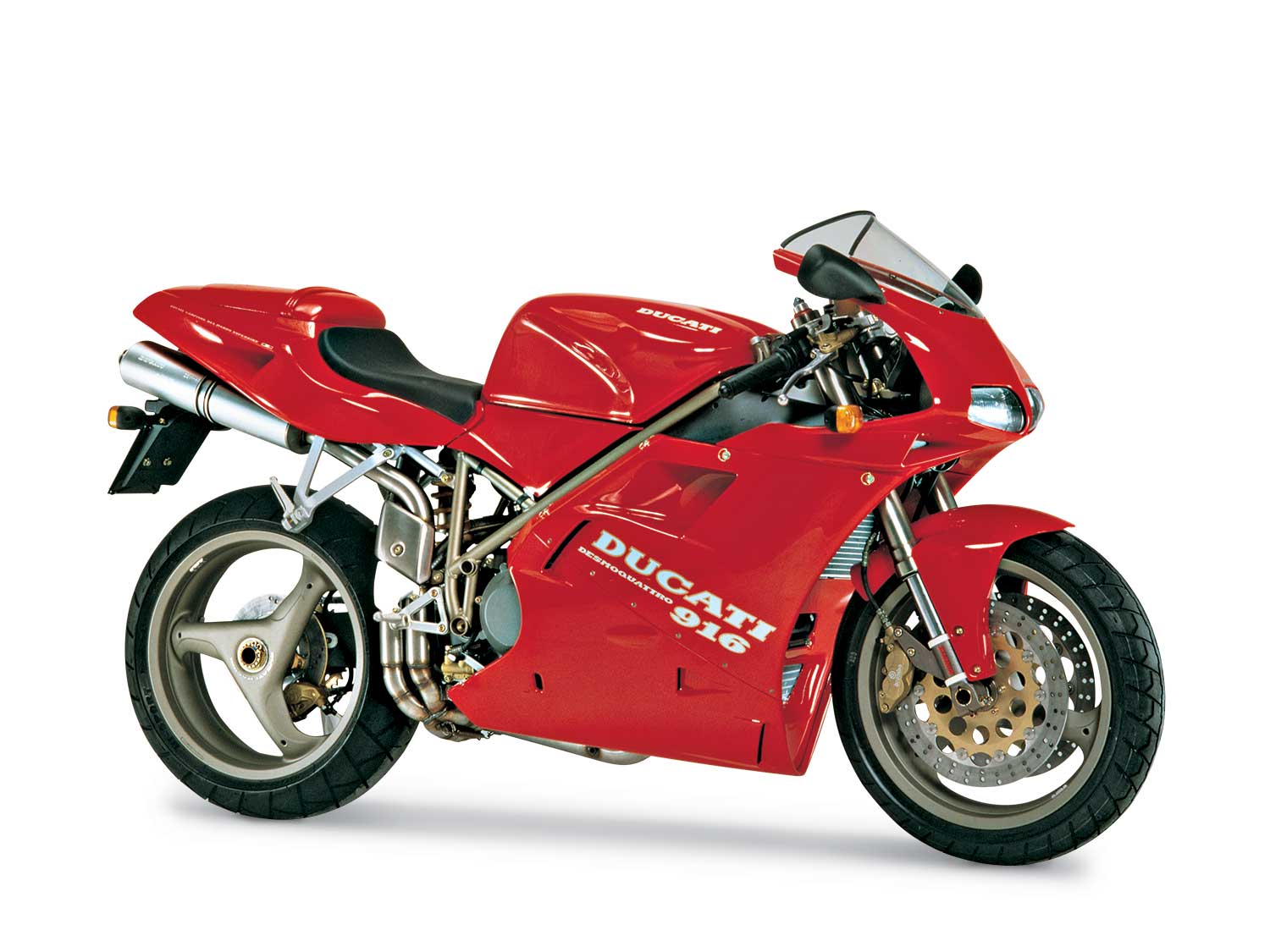916